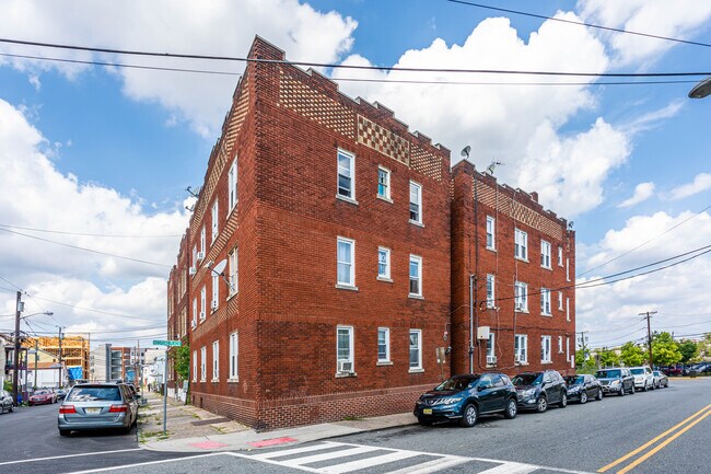 79-85 Mary St in Paterson, NJ - Building Photo - Building Photo