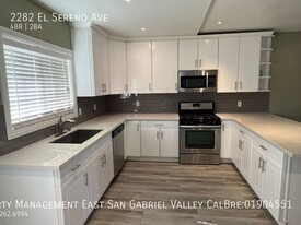 2282 El Sereno Ave in Altadena, CA - Building Photo - Building Photo