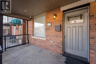 1107 Gerrard St E in Toronto, ON - Building Photo - Building Photo