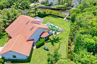 141 Pine Hill Trail W in Tequesta, FL - Building Photo - Building Photo