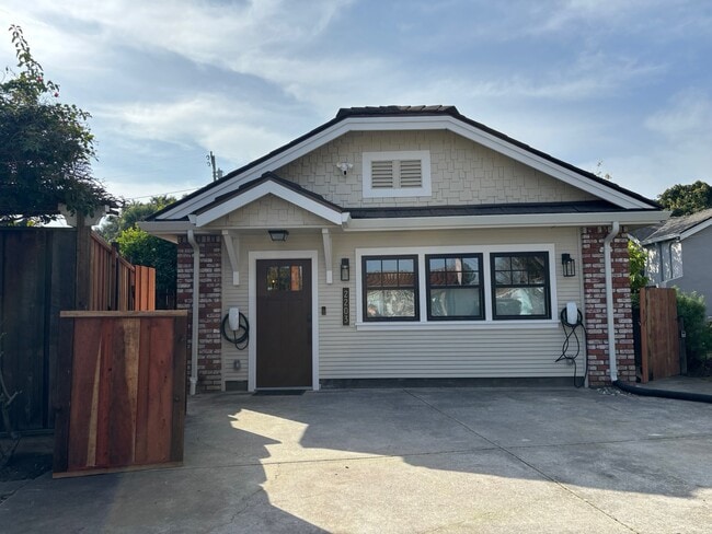 2203 Park Ave in Santa Clara, CA - Building Photo - Building Photo