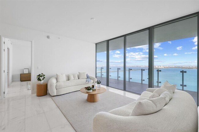 700 NE 26th Ter, Unit 3602 in Miami, FL - Building Photo - Building Photo