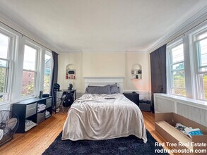 28 Manet Rd in Newton, MA - Building Photo - Building Photo