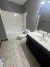 2623 Varsity Ct in Springfield, IL - Building Photo - Building Photo