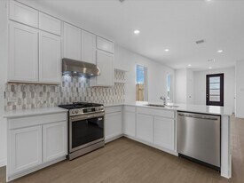 29522 Barnview Dr in Waller, TX - Building Photo