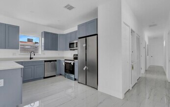 2921 Saginaw Ave in West Palm Beach, FL - Building Photo - Building Photo