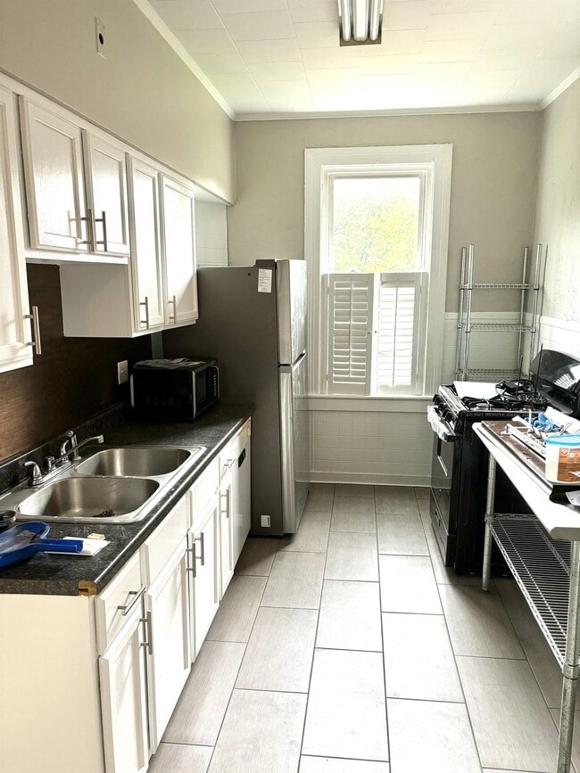 property at 416 S Urania Ave