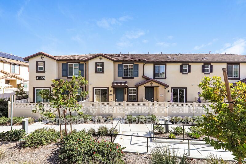 41979 Rondo St in Murrieta, CA - Building Photo