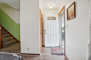 10783 W Appleton Ave in Milwaukee, WI - Building Photo