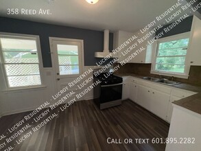 358 Reed Ave in Jackson, MS - Building Photo - Building Photo