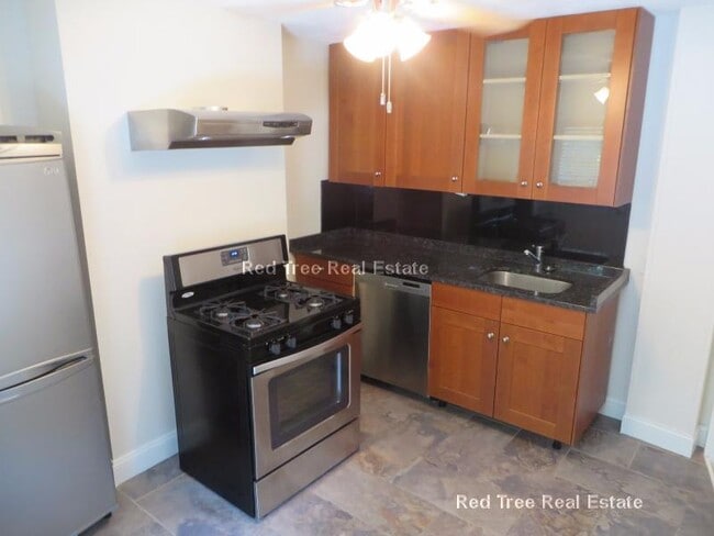 49 St Germain St, Unit 3 in Boston, MA - Foto de edificio - Building Photo