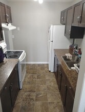 96 Oak Dr in Red Deer, AB - Building Photo - Building Photo