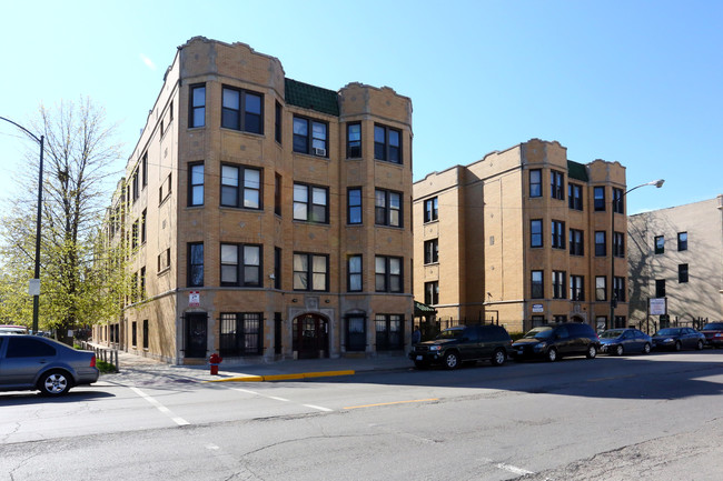 1530-1542 N Kedzie Ave