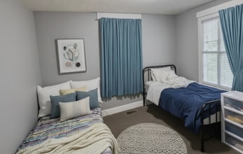 20 S Back River Rd in Hampton, VA - Foto de edificio - Building Photo