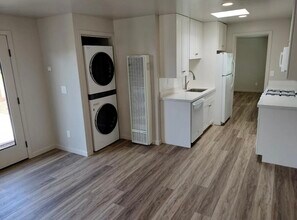 415 H Dela Rosa Sr St in Soledad, CA - Building Photo - Building Photo