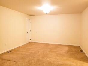2517 Corona Ave in Medford, OR - Building Photo - Building Photo