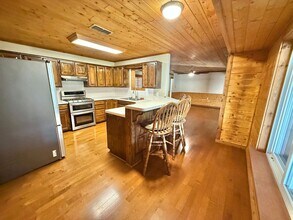 284 CR 202 in Henderson, TX - Building Photo - Building Photo