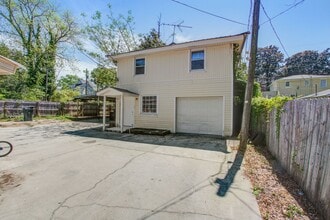 2418 Laurel St in Columbia, SC - Building Photo - Building Photo