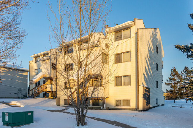 3507 60 St NW in Edmonton, AB - Building Photo - Building Photo
