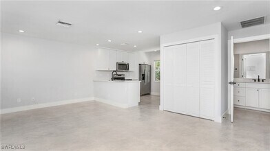 27304 Dortch Ave in Bonita Springs, FL - Building Photo - Building Photo