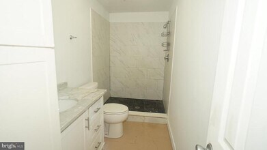 1921 W Diamond St in Philadelphia, PA - Building Photo - Building Photo