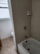 810 Lincoln Ave, Unit Hana in Schenectady, NY - Building Photo - Building Photo