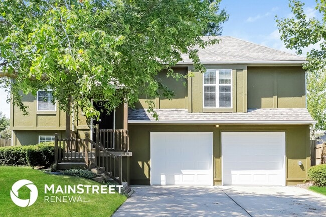 property at 820 NE Aaron Dr