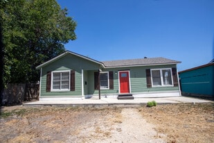 139 Wichita Ct in San Antonio, TX - Building Photo