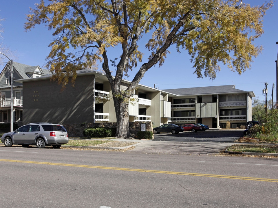 Bel - Mar Apartments in Colorado Springs, CO - Building Photo