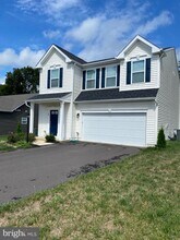 88 Bismark Rd in Inwood, WV - Building Photo - Building Photo