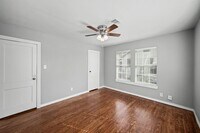 202 Sylvester Rd photo'