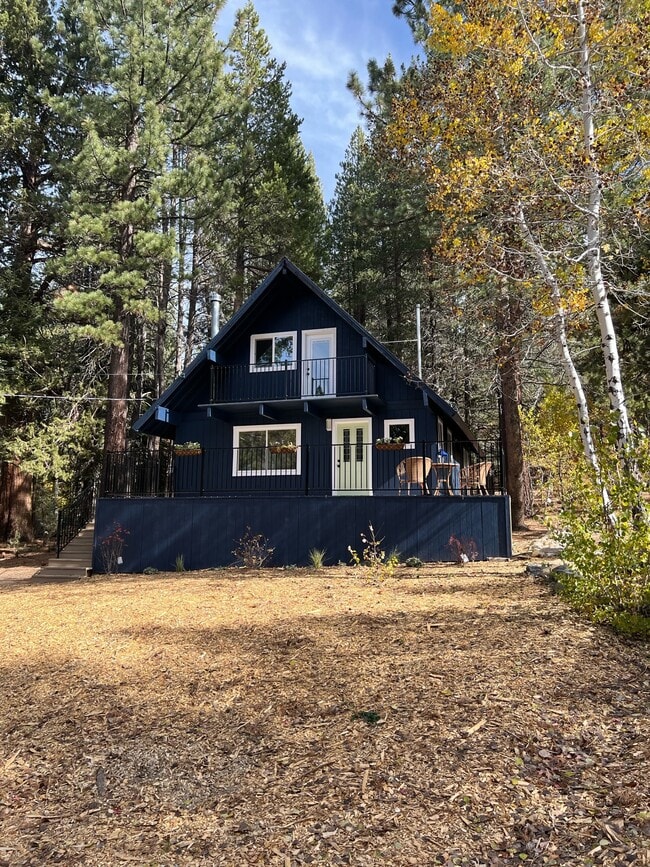 property at 2161 Pinewood Dr