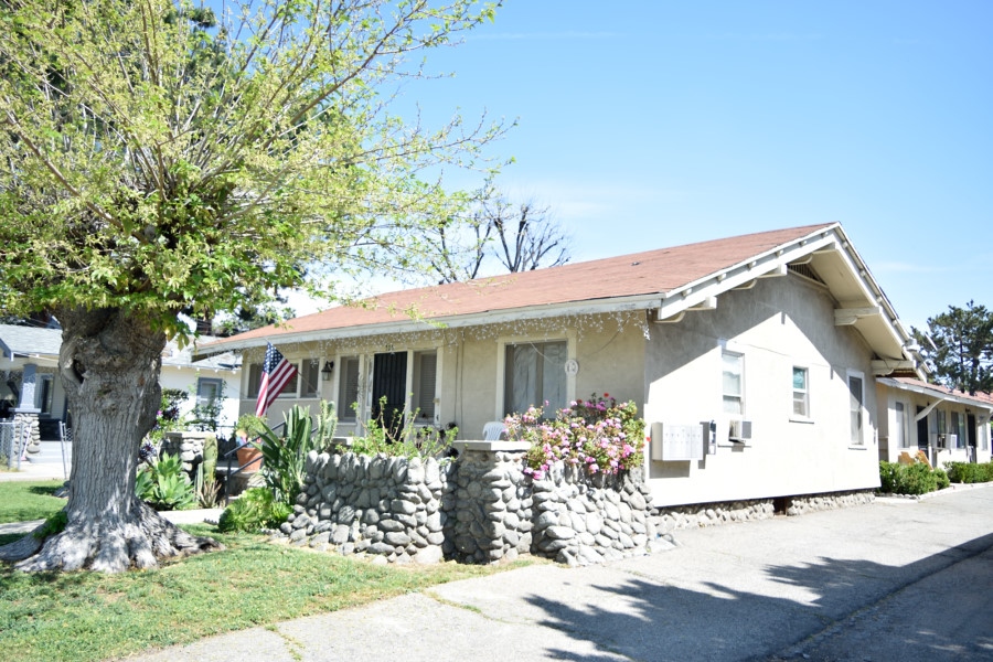 708 Wisconsin St in Pomona, CA - Foto de edificio