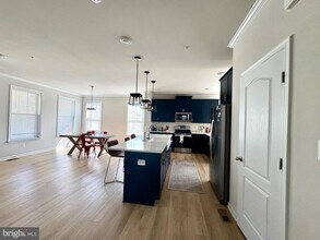 1717 Evansberry Dr in Frederick, MD - Building Photo - Building Photo