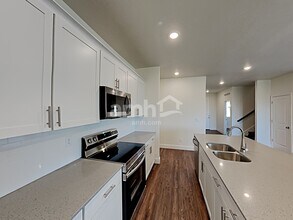 2591 W 3400 S in Syracuse, UT - Building Photo - Building Photo