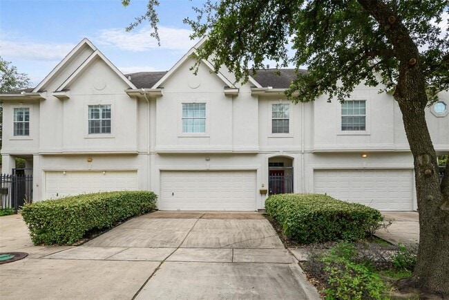 6714 Montclair Dr