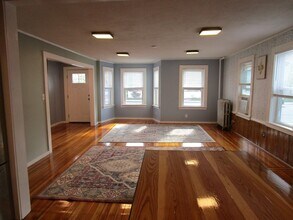 719 Main St in Weymouth, MA - Building Photo - Building Photo