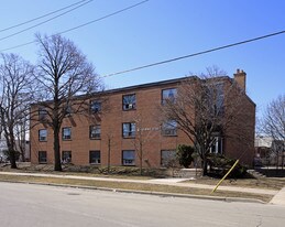 12 King High in Toronto, ON - Building Photo