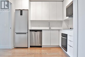 2920 Hwy 7 in Vaughan, ON - Building Photo - Building Photo