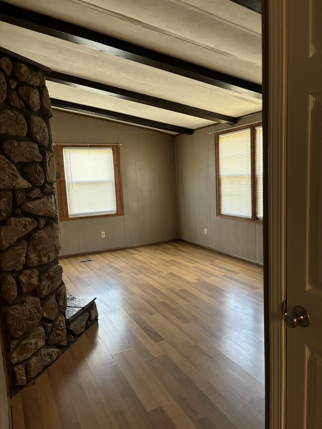 801 Sycamore St in Scott City, MO - Building Photo - Building Photo