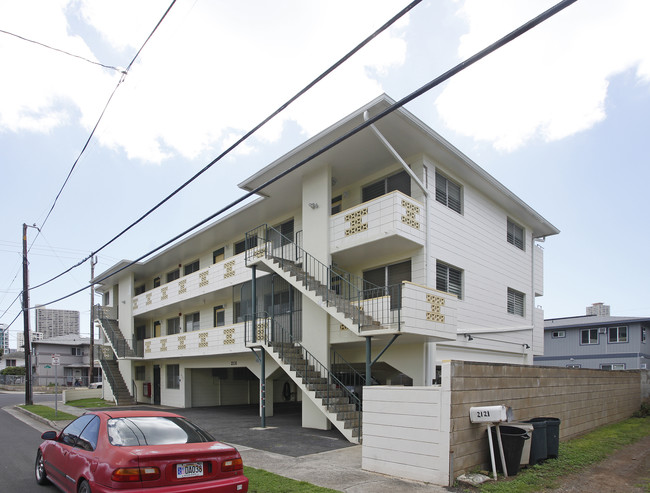 2131 Fern St in Honolulu, HI - Foto de edificio - Building Photo