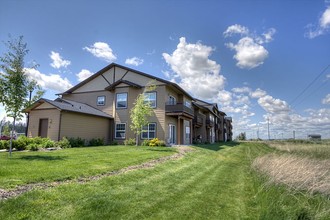 Lakeside Apartments in Medical Lake, WA - Foto de edificio - Building Photo