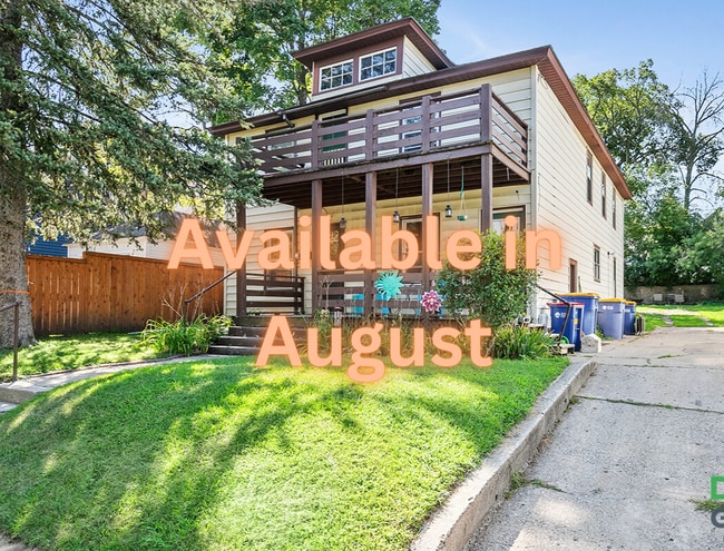 848 Crescent St NE, Unit 2F