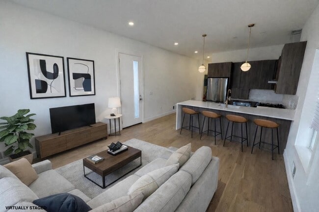 property at 92 E 27th St