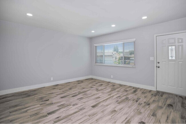 3251 1/2 Stevens Ave in Rosemead, CA - Building Photo - Building Photo