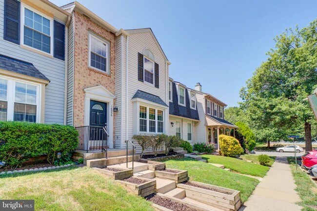 property at 14536 Castleford Ct