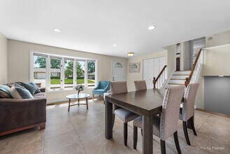 630 Cape Ln in Schaumburg, IL - Building Photo - Building Photo