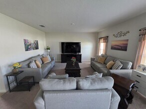 1128 Eagle Claw Ln in Winter Haven, FL - Building Photo - Building Photo