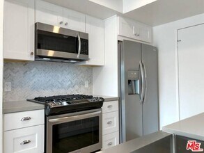 853 Hayworth Ave in Los Angeles, CA - Building Photo - Building Photo