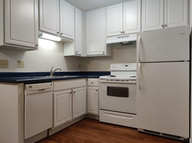 232 Pierce St (Pierce Street Apartments) in West Lafayette, IN - Building Photo - Building Photo